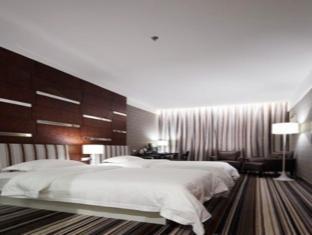 Zhengzhou Oak 5 Seasons Hotel Bagian luar foto